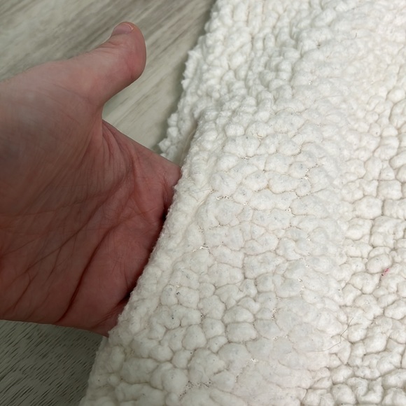 SO Faux Fur Sherpa - Picture 6 of 8